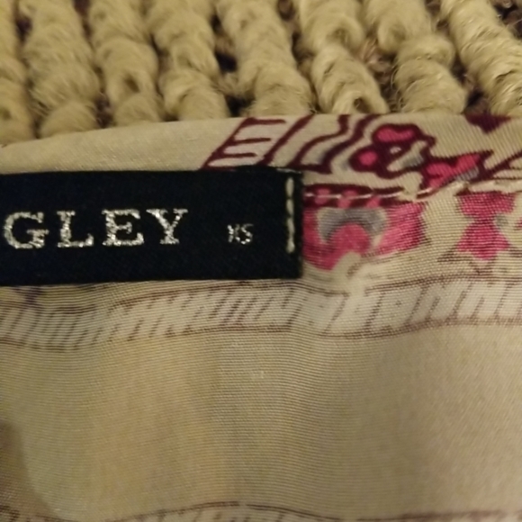 by Langley McKinney sleeveless silk Henley - Picture 4 of 6